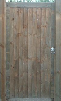 Pedestrian close boarded gate