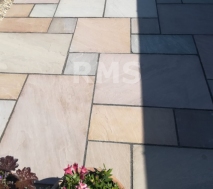 Raj blend Indian sandstone paving